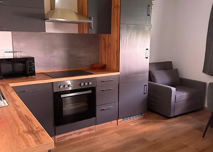 Lena * קרלסרוהה